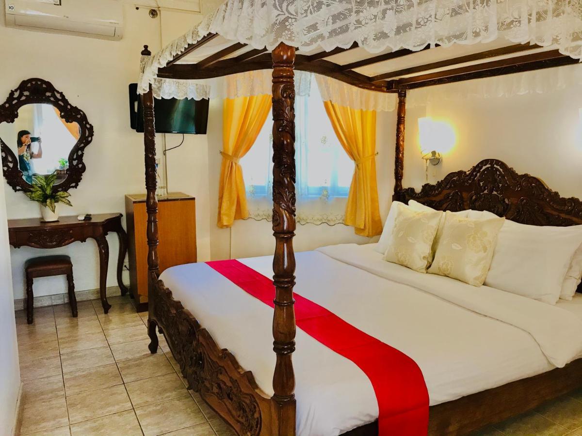 Dolce Vita Hotel Puerto Princesa Eksteriør billede